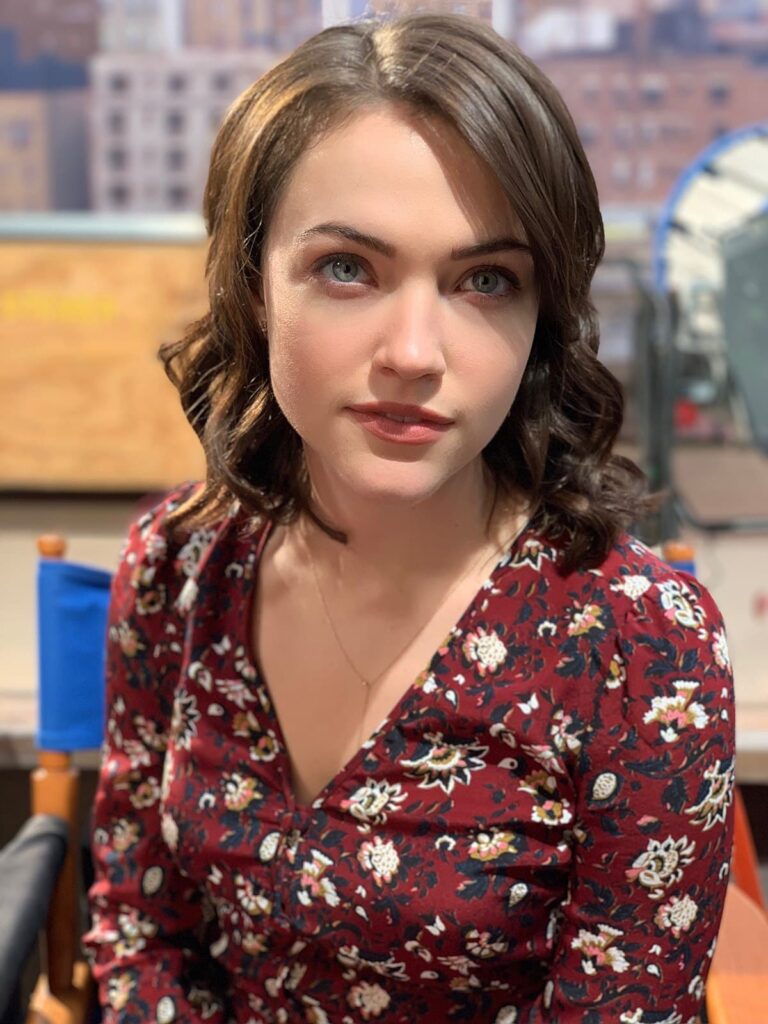 Violett Beane Height Age Body Measurements Wiki Celebrities Body Size