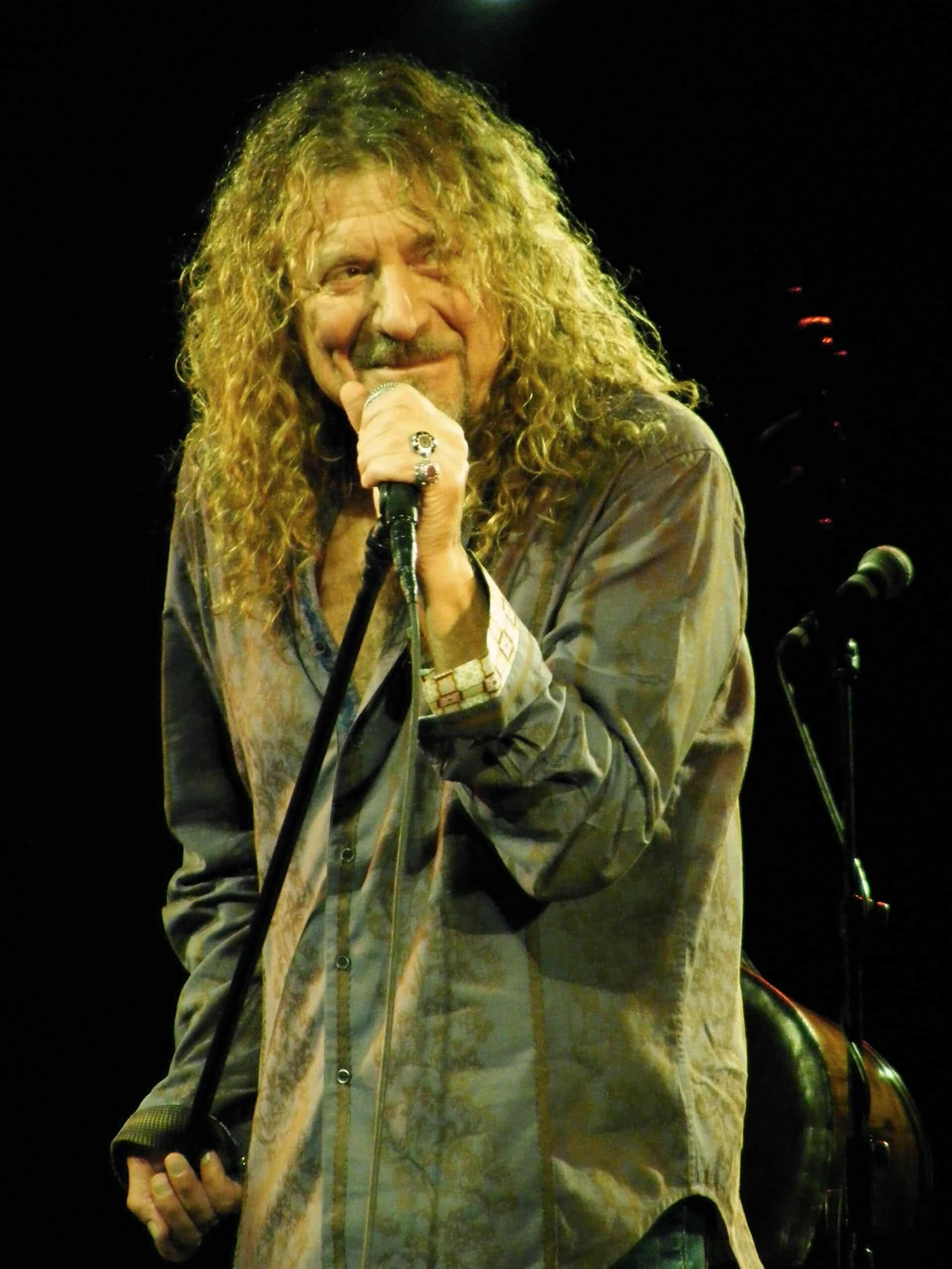 Robert Plant Height, Age, Body Measurements, Wiki CELEBRITIES BODY SIZE