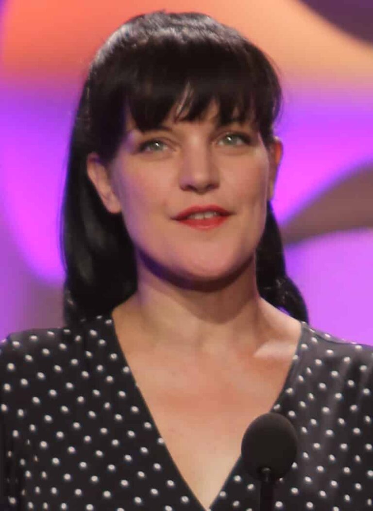 Pauley Perrette Height, Age, Body Measurements, Wiki | CELEBRITIES BODY