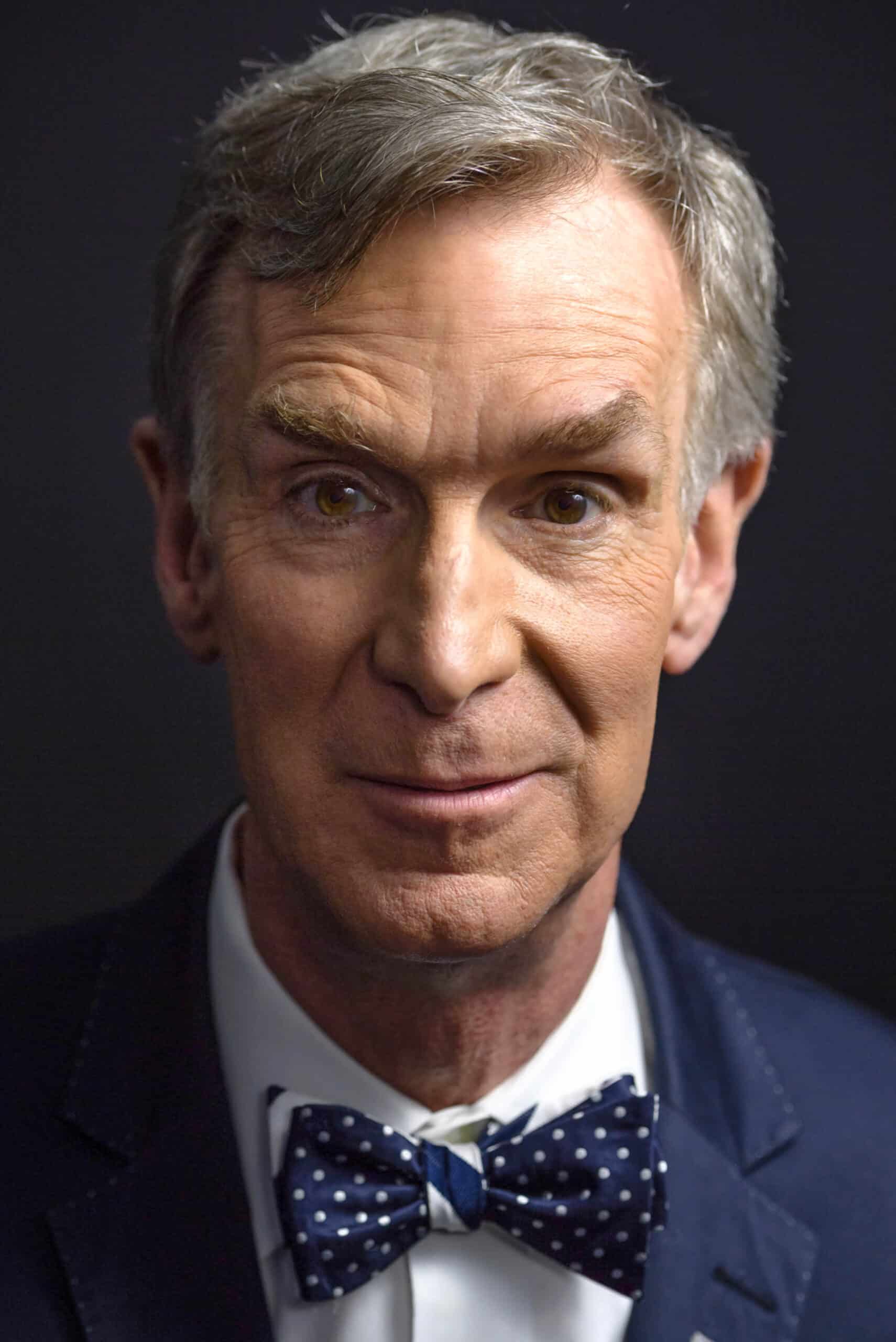 Bill Nye Height, Age, Body Measurements, Wiki CELEBRITIES BODY SIZE