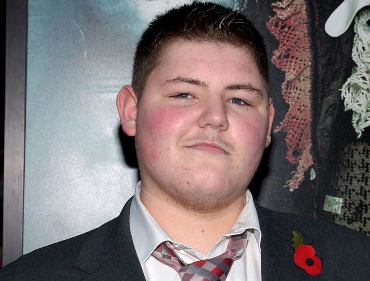 Jamie Waylett Height, Age, Body Measurements, Wiki | CELEBRITIES BODY SIZE